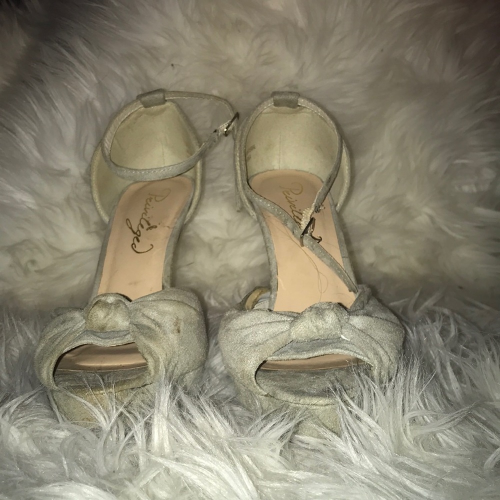 Strapy High heels